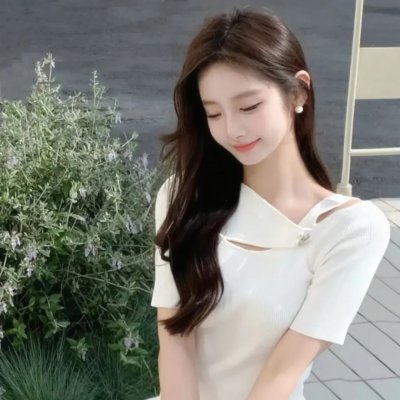 采蘑菇的夫妻